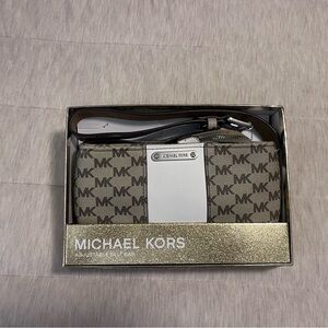 Michael Kors S/M BELT PURSE